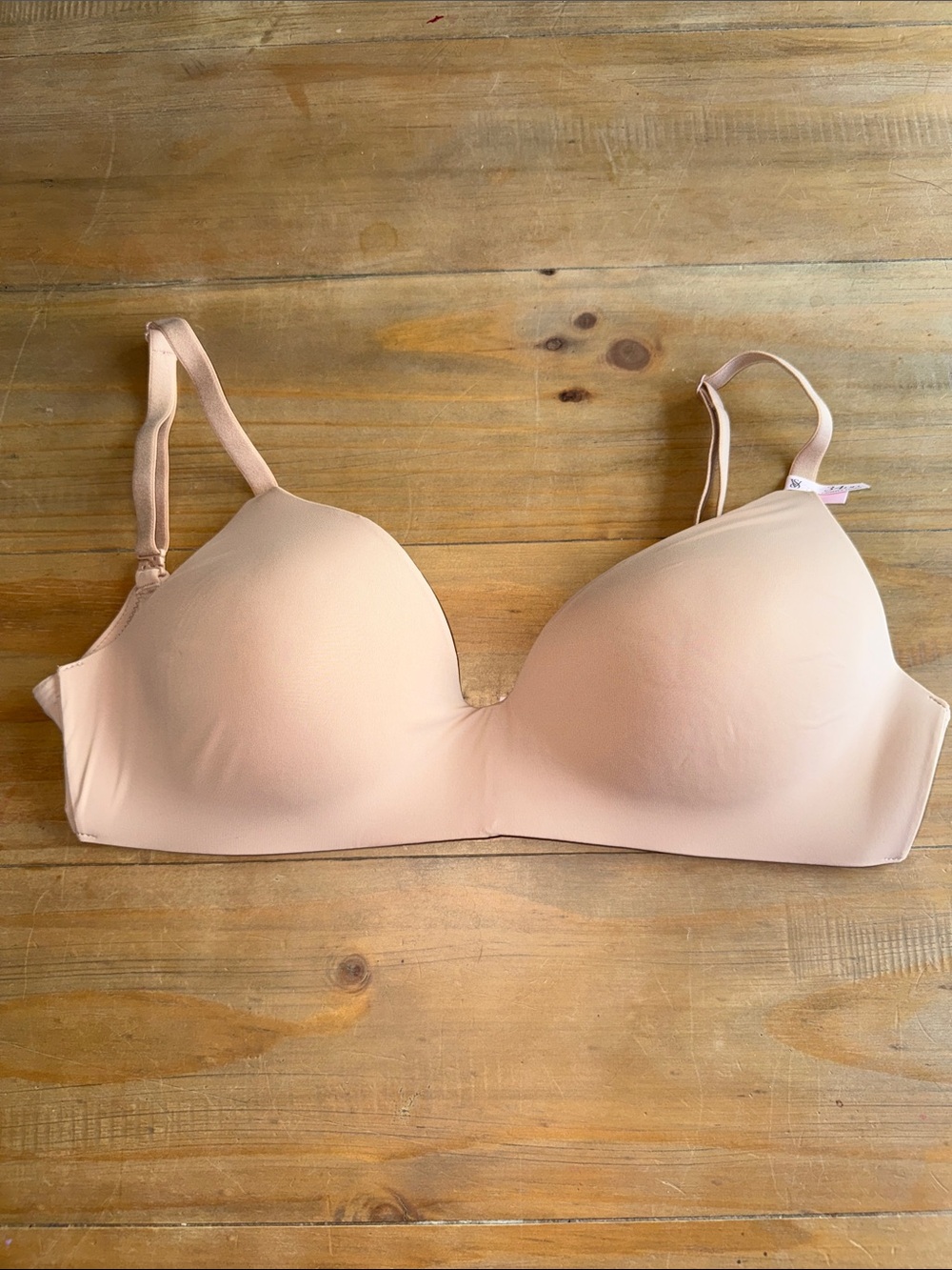 Victoria's Secret Smooth Light Nude T-Shirt Bra